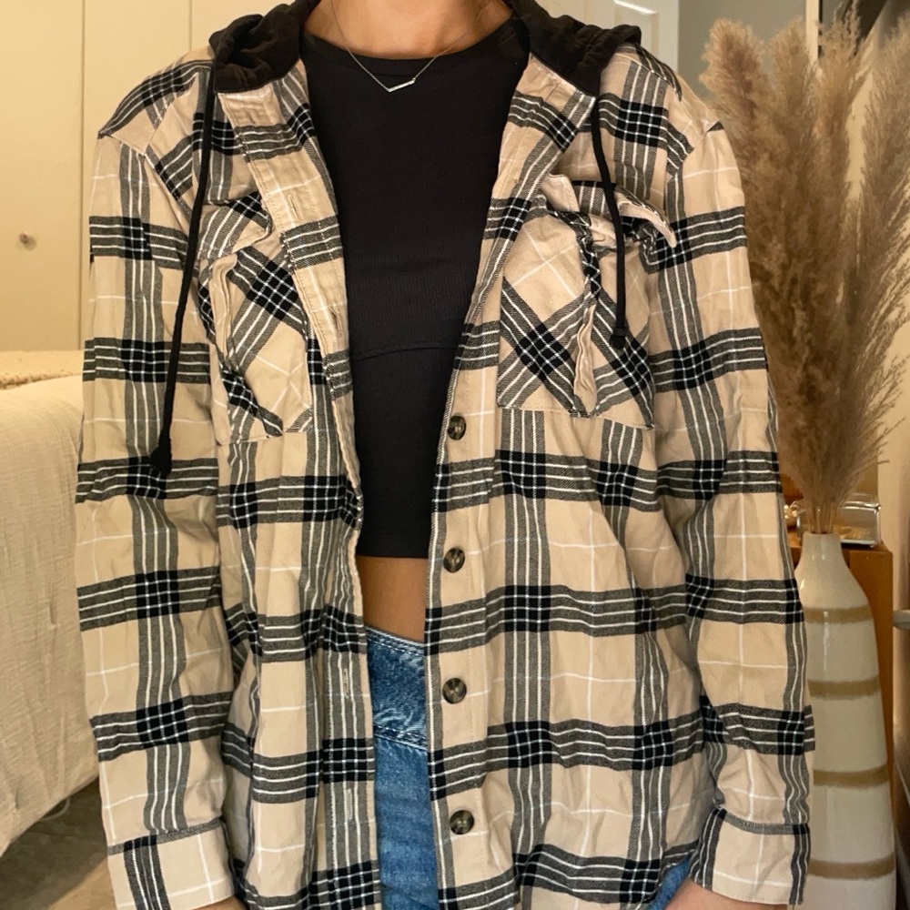 Plaid flannel hoodie🖤🍂